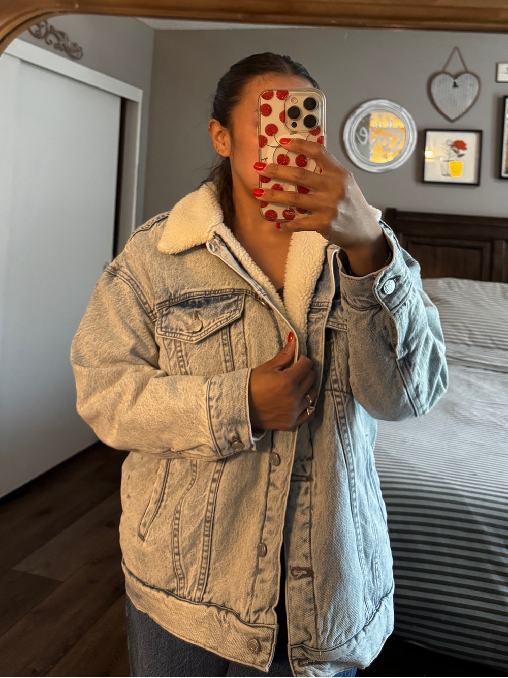 Pacsun Sherpa lined denim jacket M/L